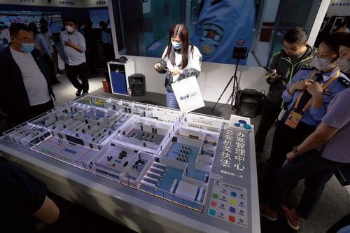 前沿装备技术赋能公安工作现代化 计算机软硬件及辅助设备零售的新使命